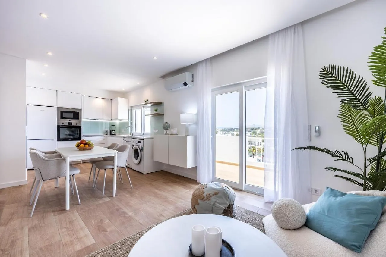 City Centre Ocean View Apartment Lagos