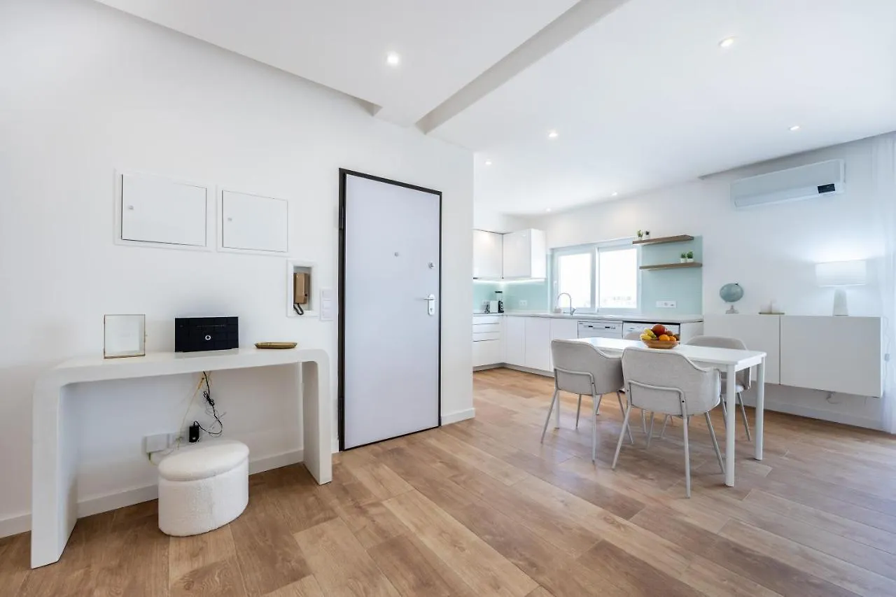 City Centre Ocean View Apartment Lagos
