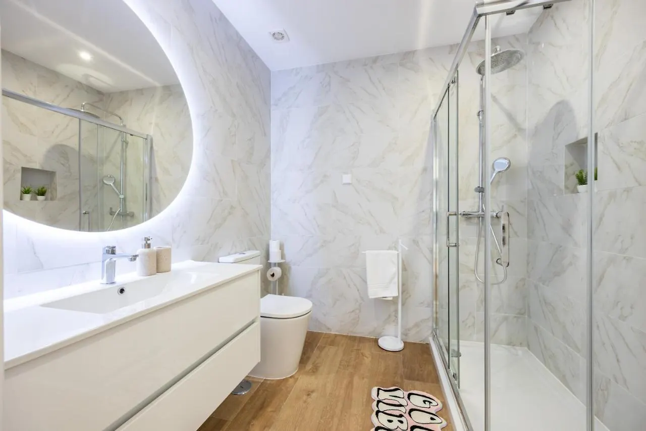 City Centre Ocean View Apartment Lagos