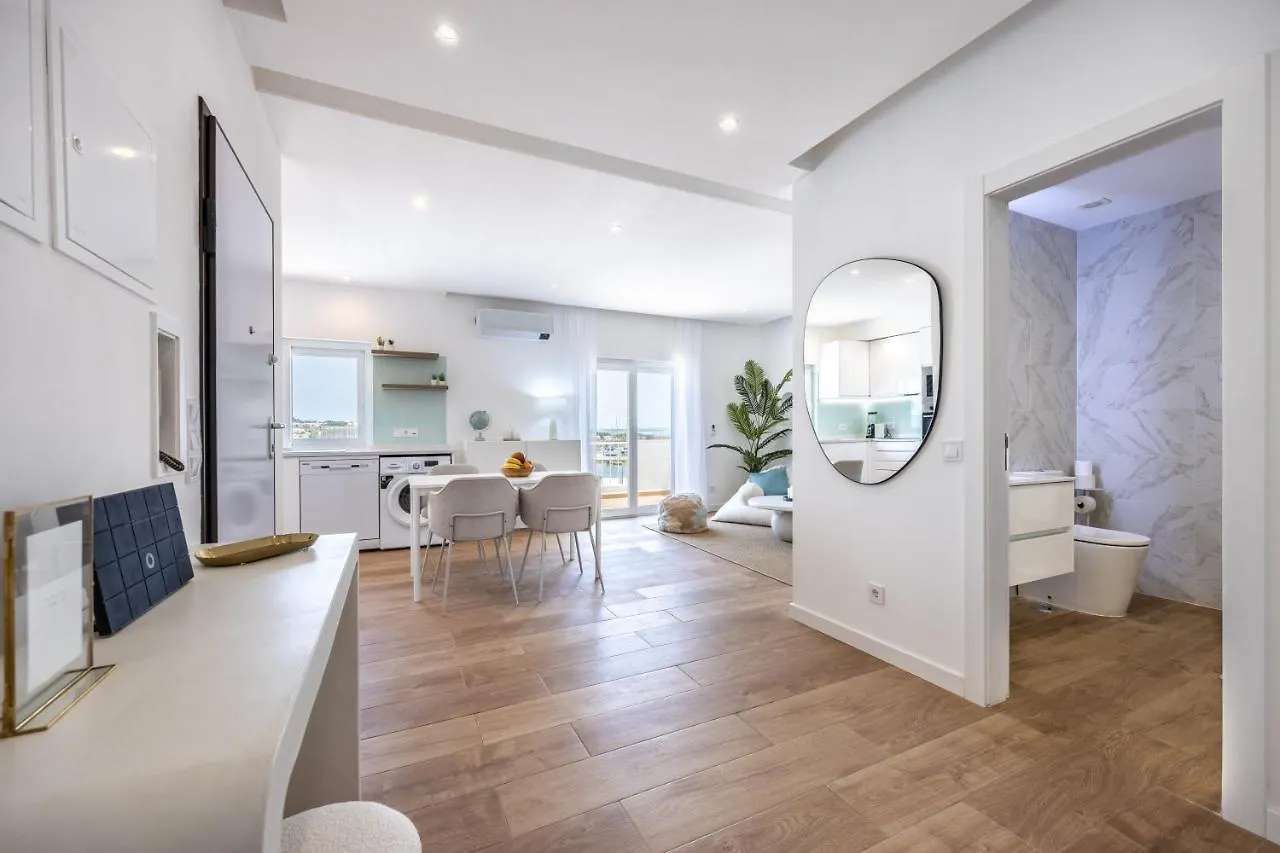 City Centre Ocean View Apartment Lagos